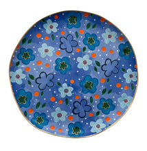Load image into Gallery viewer, Set of 4 Blue Foxy Flower dinner plates
