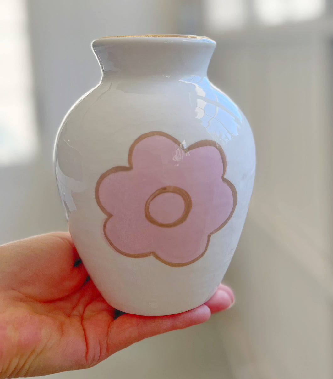 Medium flower vase